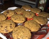Foto langkah ke 8 dari resep Chocochip soft cookies.
