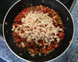 Foto del paso 4 de la receta: Curry de judías blancas con verduras y tomate