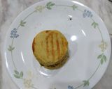 A picture of step 6 of Dhokla Burger.