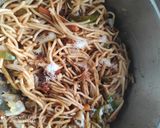 हक्का नूडल्स (hakka noodle recipe in marathi) रेसिपी स्टेप 4 फोटो