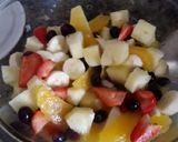 Foto do passo 2 de Salada de Frutas