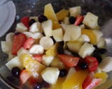 Foto do passo 2 de Salada de Frutas