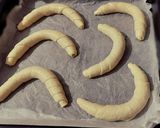 Éjszakai kelesztésű Retro kifli 🥐 recept fázis 4 fotója
