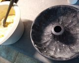 Foto del passaggio 6 della ricetta Ciambella alle mele e yogurt
