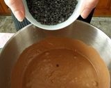Foto del passaggio 13 della ricetta Torta all'arancia e cioccolato