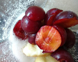Foto del paso 2 de la receta: Licuado smoothie de ciruelas y pera