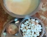 A picture of step 2 of Lajij makhana kheer.
