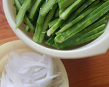 Foto del paso 1 de la receta: Tacos de nopalitos adobados
