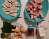 Foto langkah ke 1 dari resep Ungkep ayam dan tempe bumbu lengkuas.