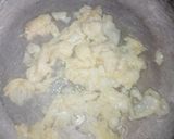 A picture of step 1 of Egg fried rice.