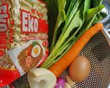Foto langkah ke 1 dari resep Mie Goreng Rolade.