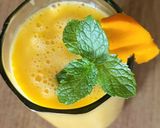 A picture of step 3 of Mango lassi.