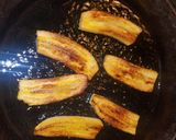 A picture of step 2 of Platanos machos (fried plantain banana).