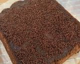 Foto langkah ke 5 dari resep Bolu Gulung Ganace Coklat Ekonomis.