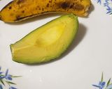 A picture of step 2 of Baby banana avocado smoothie.