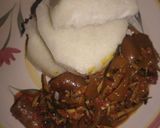 A picture of step 1 of Boiled yam and ugba sauce.