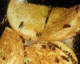 Foto langkah ke 3 dari resep Roti Bakar Teflon.