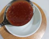A picture of step 1 of Yogurt chilli dip.