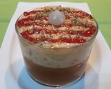 Foto del paso 12 de la receta Vasitos con ensaladilla de gambas y sopa de tomate gelificada