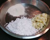 A picture of step 3 of Sabudana Thalipeeth.