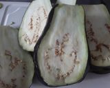 Foto del paso 1 de la receta: Bastones de Berenjena asados... con salsa de miel...😝😜😛