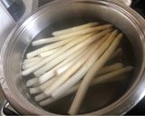 Spárga citromos fokhagymás mártásban recept fázis 1 fotója