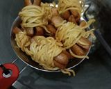 Foto langkah ke 4 dari resep Sosis Gulung Mie.