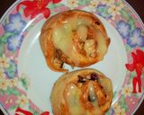 Foto langkah ke 4 dari resep Cinamon Rolls Danish Sheet With cream cheese.