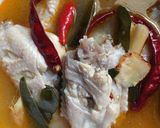 รูปขั้นตอนการทำที่ 3 ของ ต้มยำปีกไก่