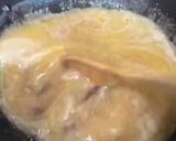 A picture of step 4 of Garlic Buttered Shrimp w/Sprite & Oyster Sauce.