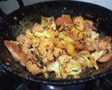 A picture of step 5 of Restaurant Style Sookhi Aloo Gobhi.