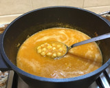 Foto del paso 4 de la receta: Potaje de bacalao, garbanzos y espinacas