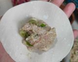 Foto langkah ke 2 dari resep Spicy Chicken Wonton.