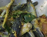 Foto langkah ke 3 dari resep Mangut Lele Kemiri Kering.