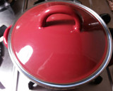 Foto del paso 6 de la receta: Peras confitadas en almibiar de fresas y canela