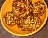 गुड़ धानी के लड्डू (Gud Dhani laddu recipe in Hindi) रेसिपी चरण 4 फोटो