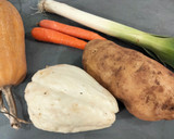 Foto del paso 1 de la receta: Crema de calabaza y chayote