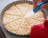 A picture of step 8 of Quick, Easy! Cheese Shortbread (Cheese Butter Cookies) 🧀.