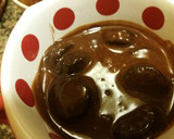 Foto del paso 4 de la receta: Mugcake de chocolate y trocitos de oreo