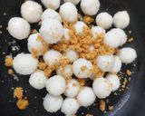 A picture of step 7 of Ammini kozhukattai, mini rice dumplings.