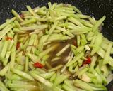 Foto langkah ke 5 dari resep Tumis Labu Siam.