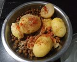 A picture of step 1 of Pani Puri.