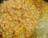 A picture of step 4 of Live Ragda Pani Puri 😋🤗.