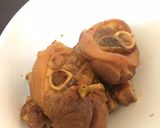 Hình bước làm 7 của món Chân heo kho nước tương