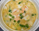 金沙蝦仁豆腐煲的食譜步驟5照片