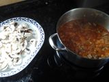 Estofado de carne de aguja y champiñones