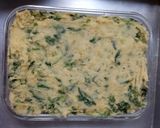 Foto langkah ke 5 dari resep Kentang Tuna Bayam Panggang.