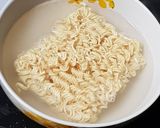 รูปขั้นตอนการทำที่ 1 ของ บะหมี่กิมจิชีส