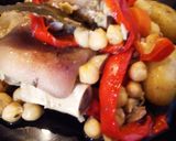 Foto del paso 4 de la receta: Manitas de cerdo guisadas