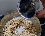 A picture of step 4 of Maggi Bhel.